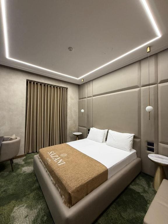 Double Room with Balcony room - Image 1
