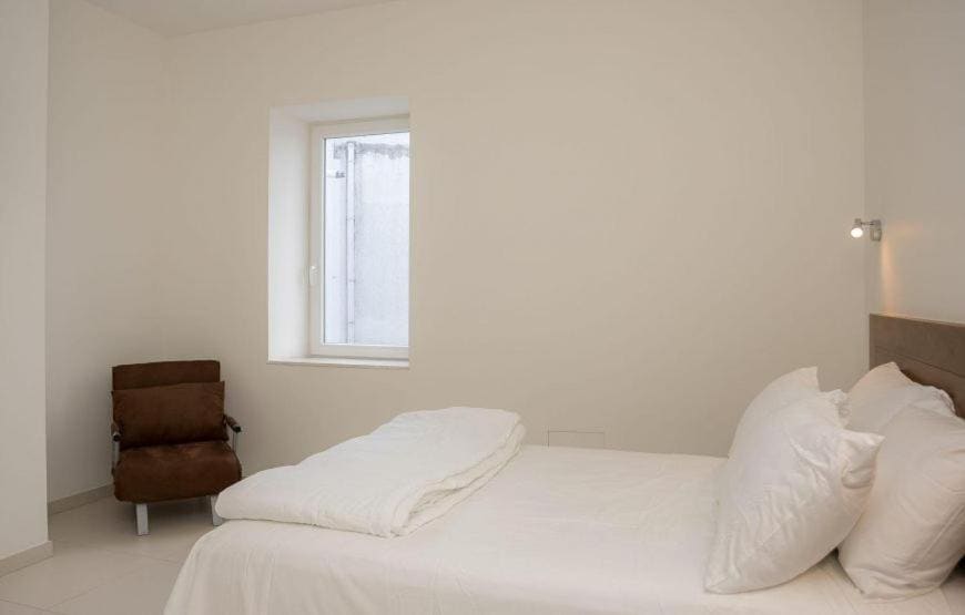 Deluxe Room room - Image 2