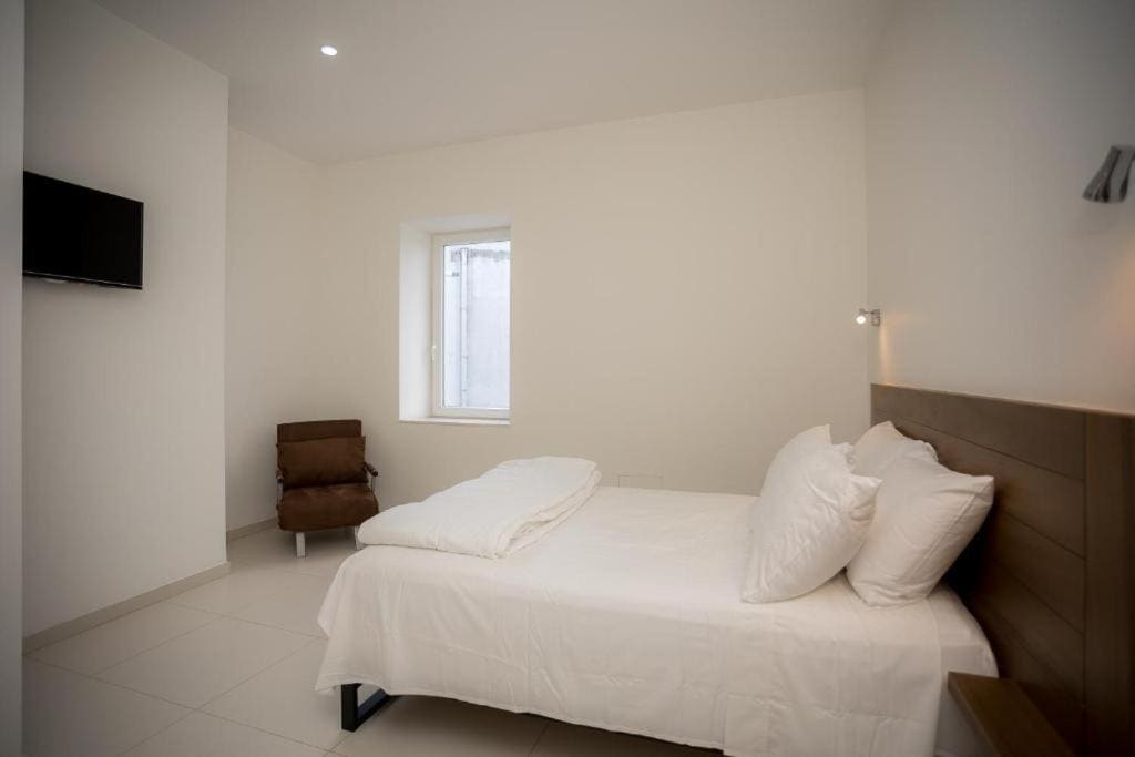 Double or Twin Room room - Image 2