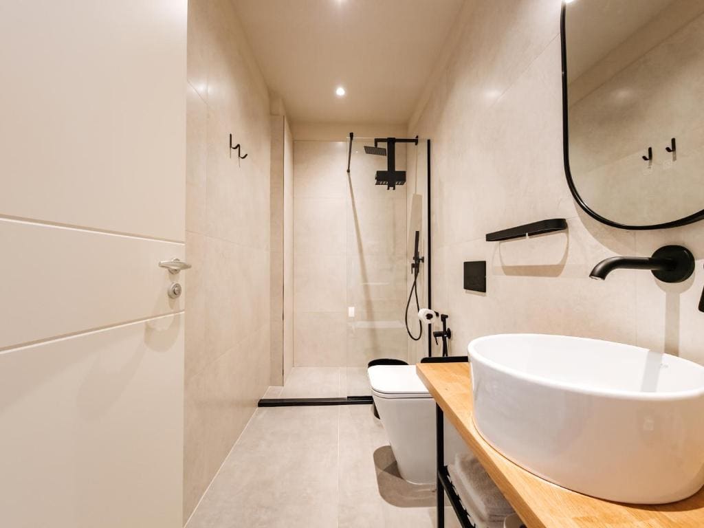 Deluxe Double Room with Sea View room - Image 1