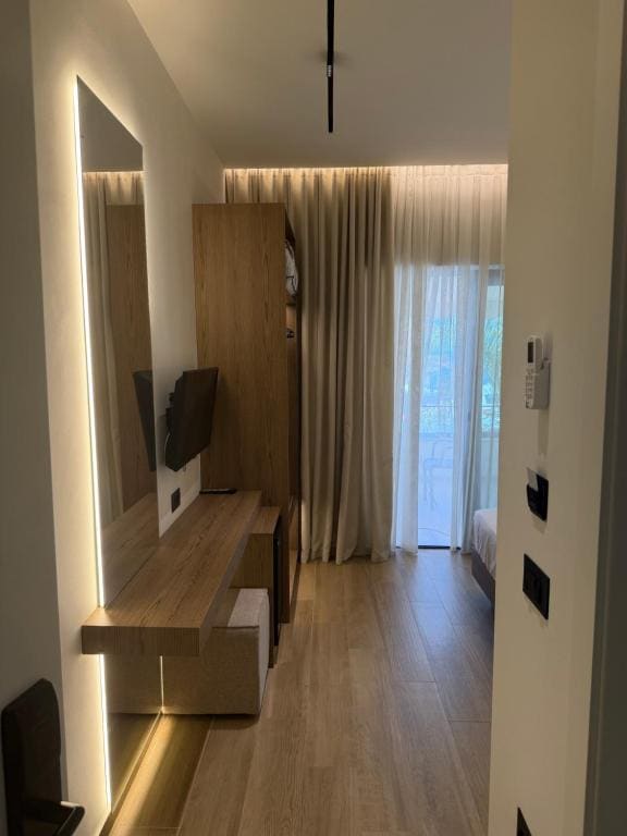 Deluxe Double Room with Balcony and Sea View room - Image 1