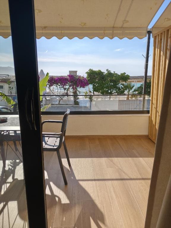 Deluxe Triple Room with Sea View room - Image 1