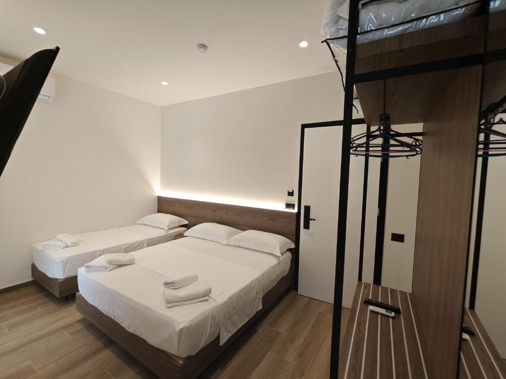 Triple Room with Garden View room - Image 1