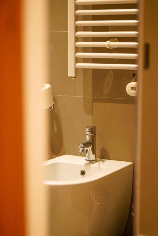 Standard Twin Room room - Image 2
