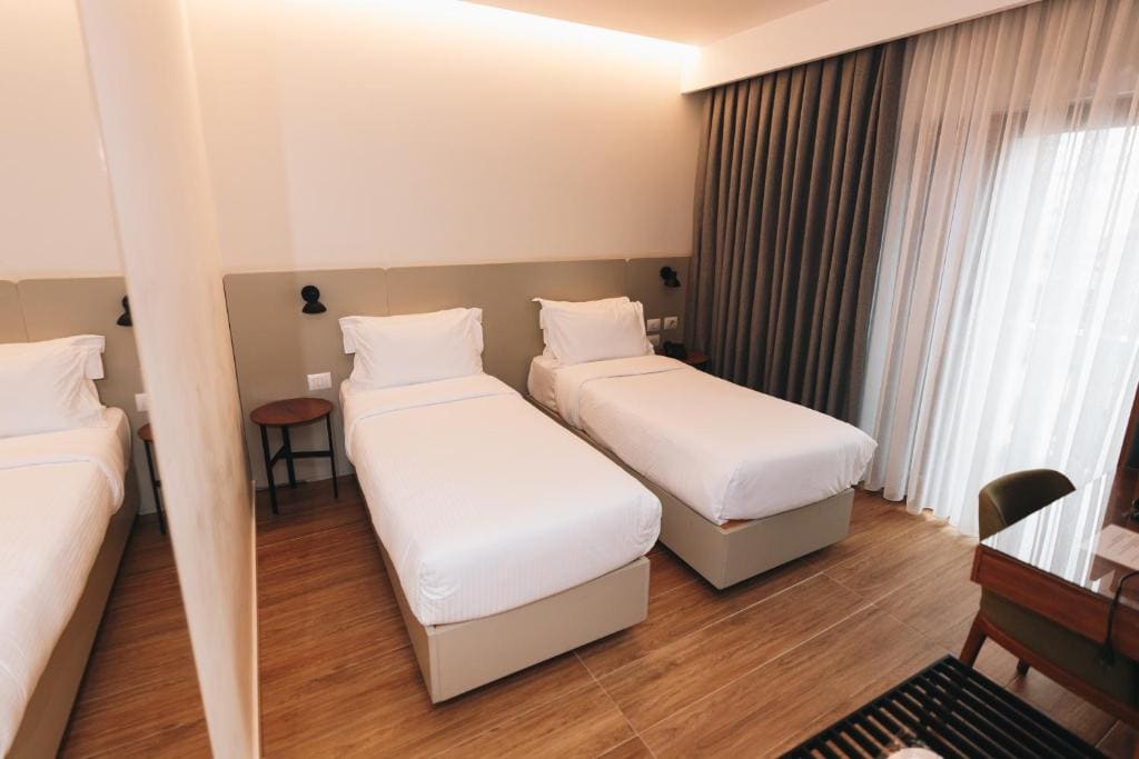 Standard Twin Room room - Image 1