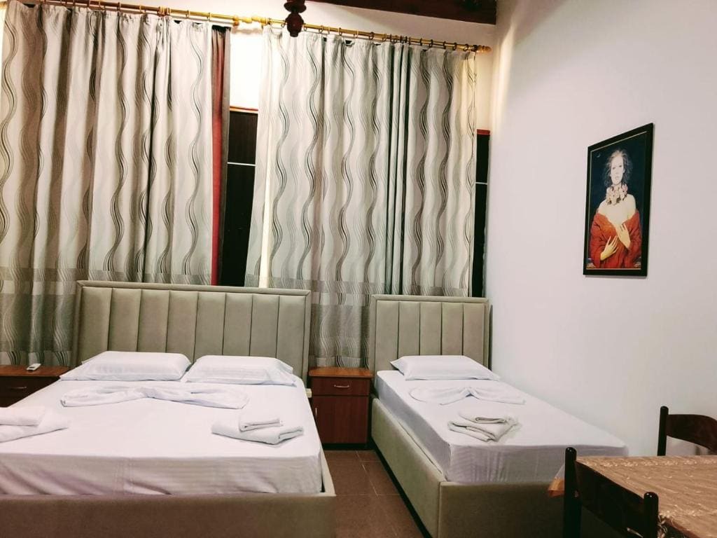 Quadruple Room room - Image 3