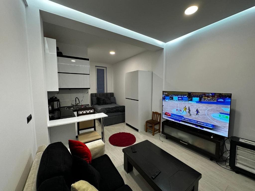 Family Room room - Image 1