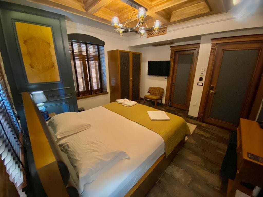 Standard Double Room room - Image 2
