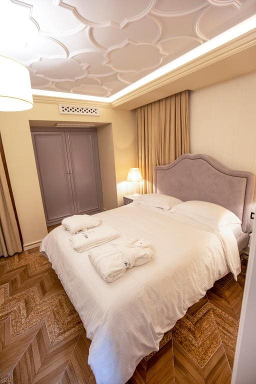 Standard Queen Room room - Image 2