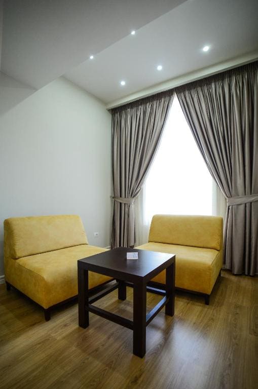 Double Room room - Image 3