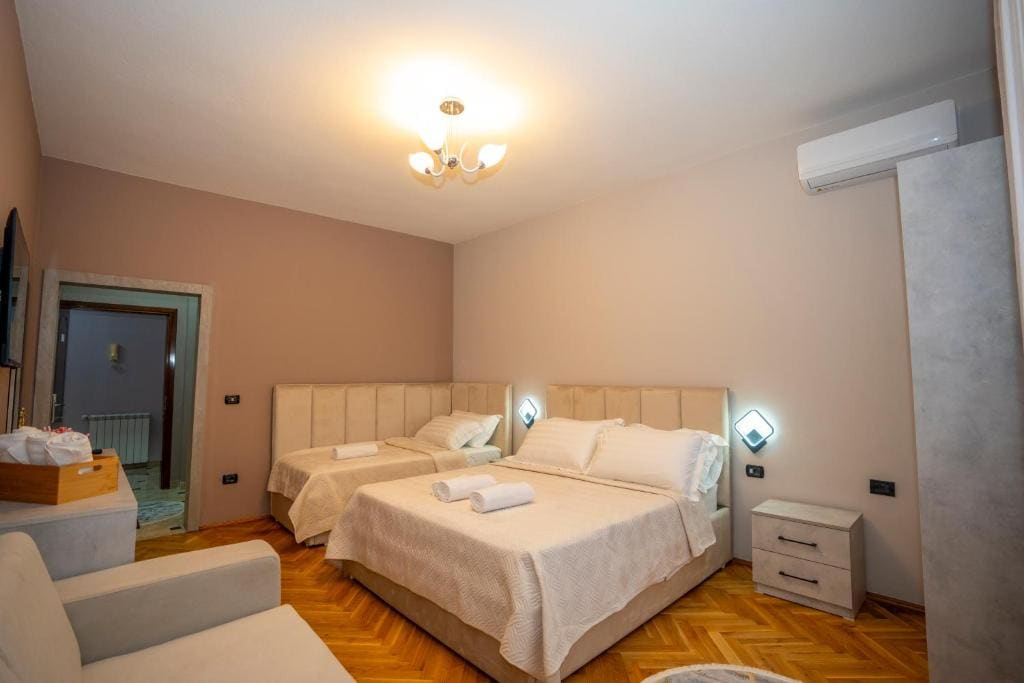 Triple Room with Bathroom room - Image 3