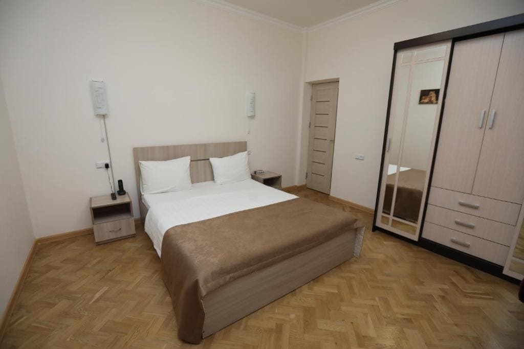 Family Junior Suite room - Image 2