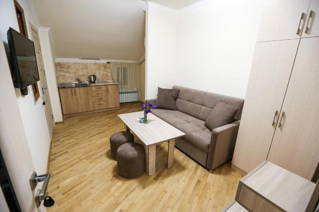 Budget Double Room room - Image 3