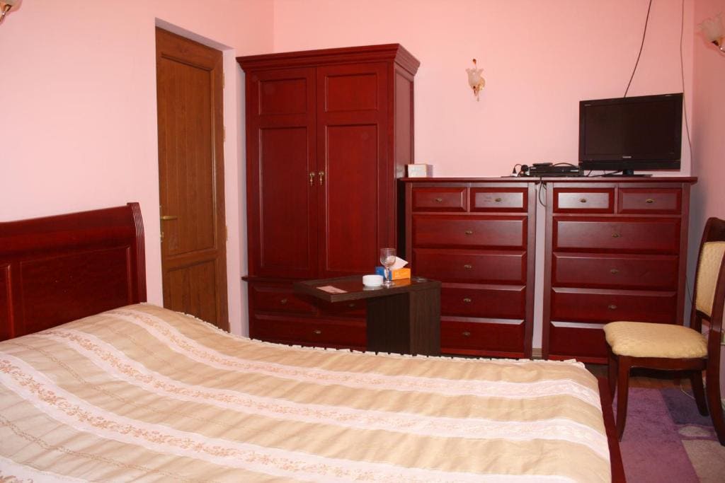Economy Double or Twin Room room - Image 1