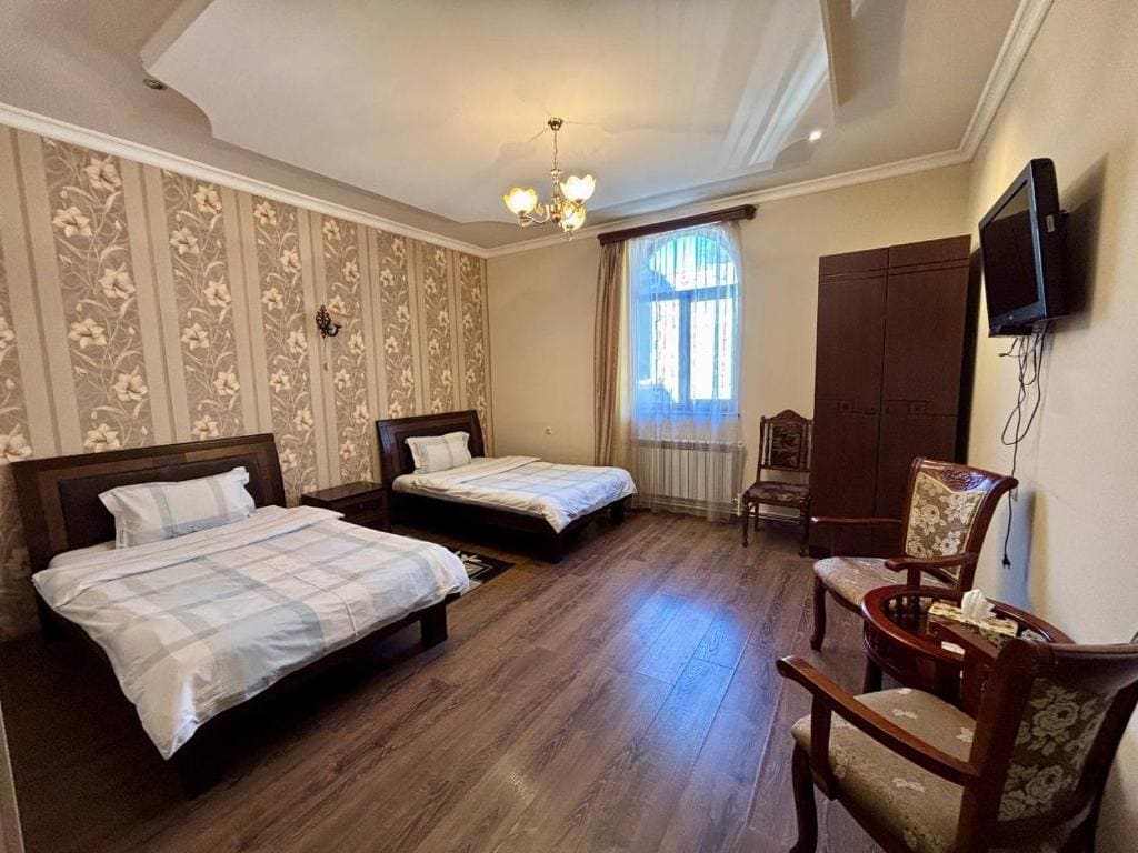 Standard Double or Twin Room room - Image 2