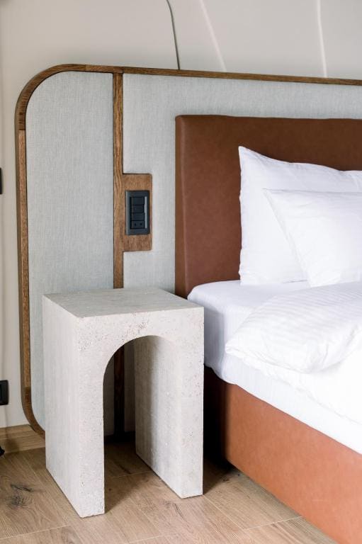 Deluxe Double Room with Balcony room - Image 1