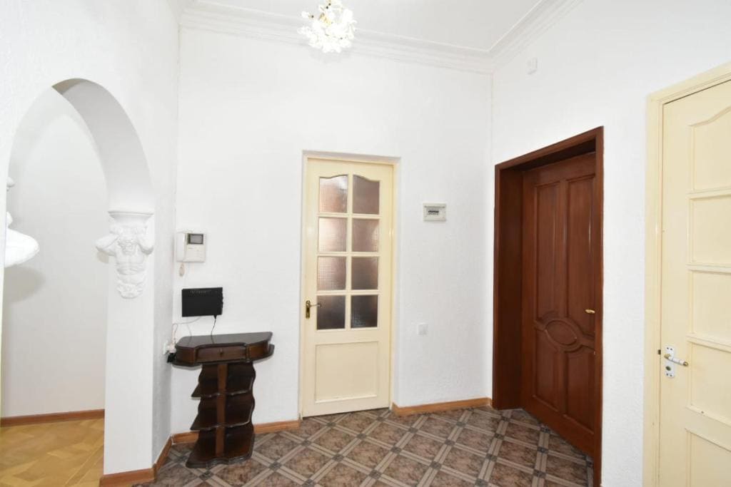 Superior Triple Room room - Image 1