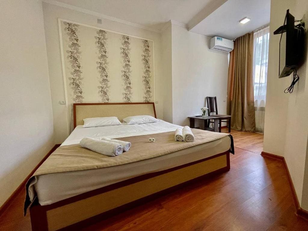 Double Room room - Image 2