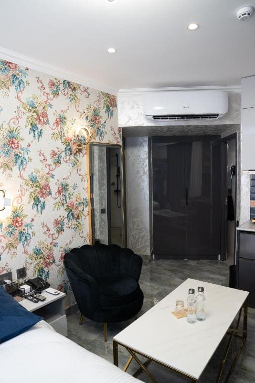 Standard Double Room room - Image 3