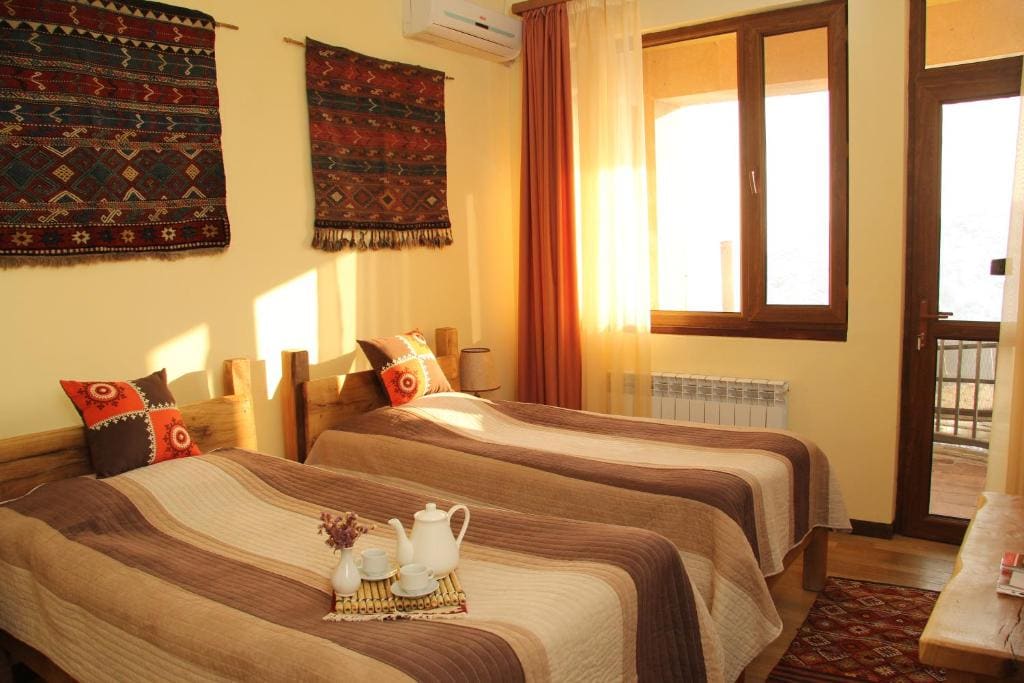 Budget Twin Room room - Image 3