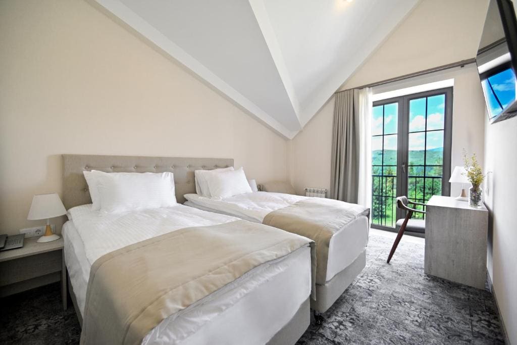 Standard Double or Twin Room room - Image 1