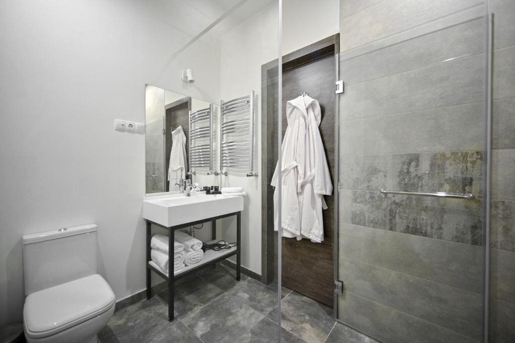 Deluxe Double Room room - Image 2