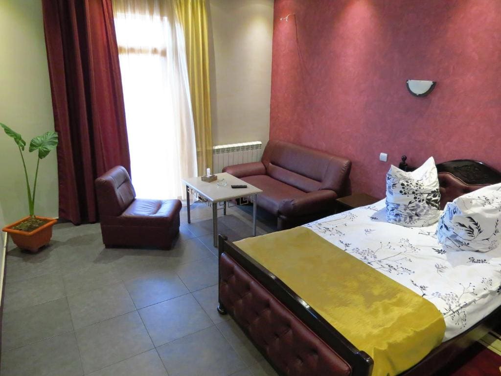 Standard Double or Twin Room room - Image 1