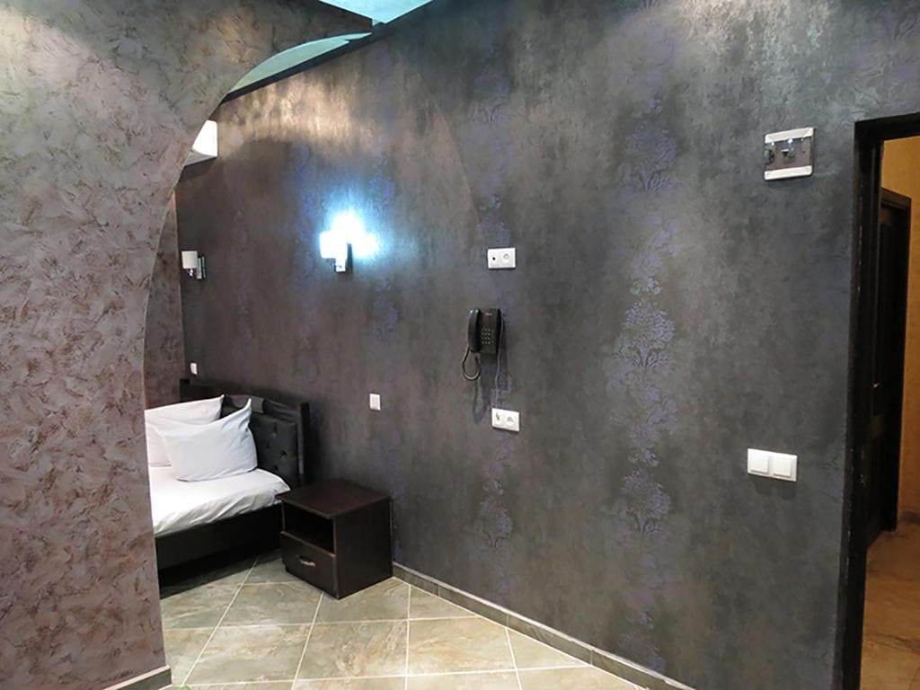 Suite with Spa Bath room - Image 2