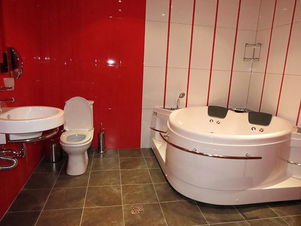 Suite room - Image 2