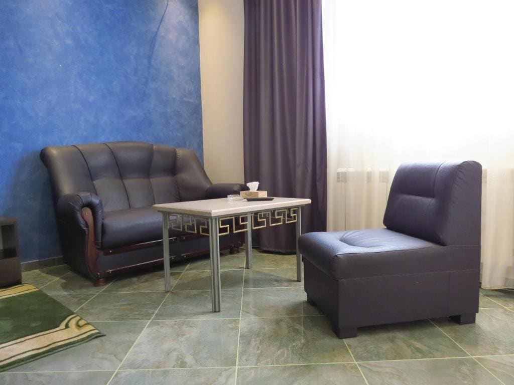 Suite room - Image 3