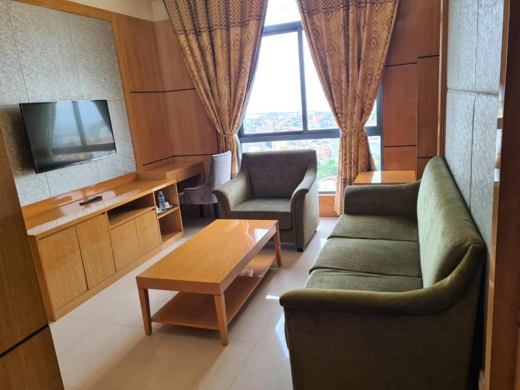 Executive Suite room - Image 2