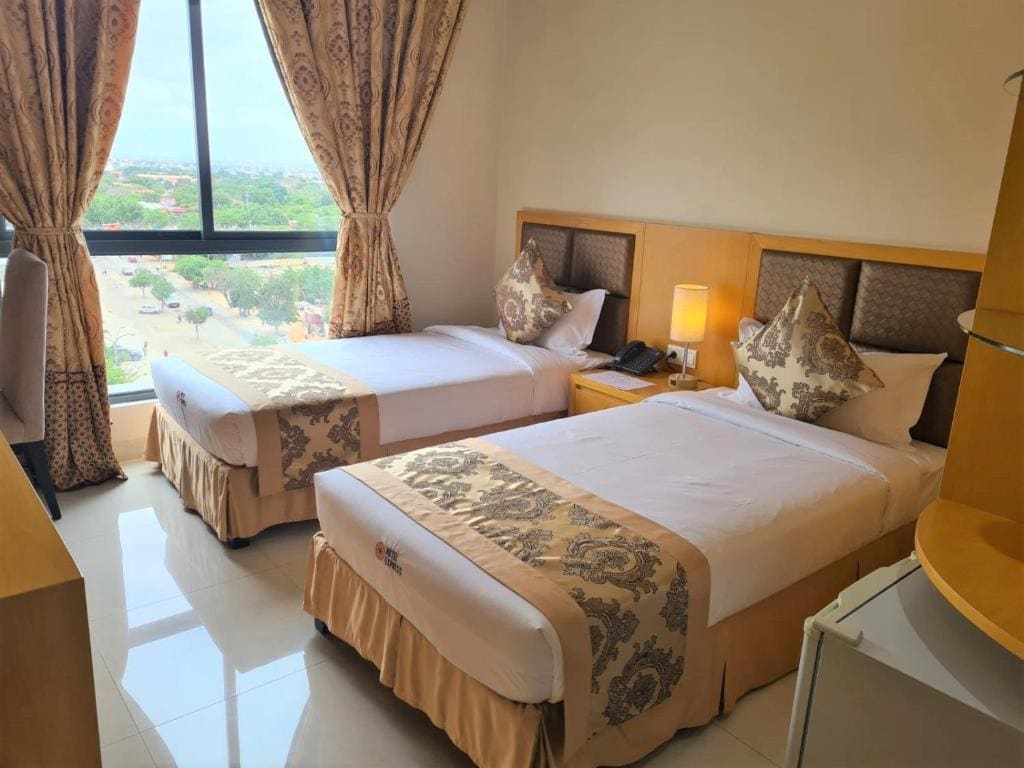 Standard Twin Room room - Image 2