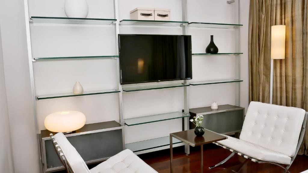 Continental Suite room - Image 2