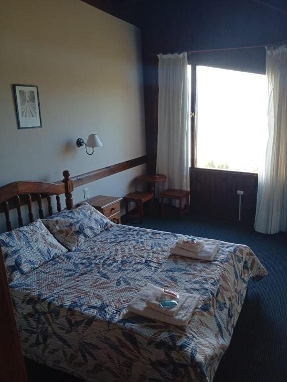 Superior Queen Room room - Image 1