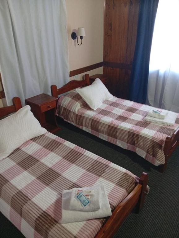 Twin Room room - Image 2