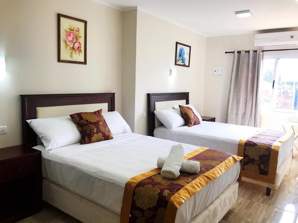 Standard Twin Room room - Image 1
