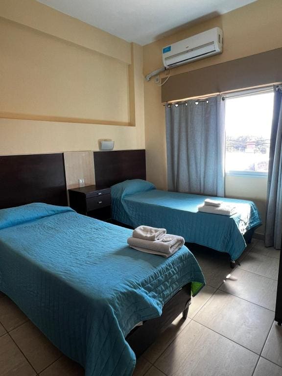 Twin Room room - Image 3