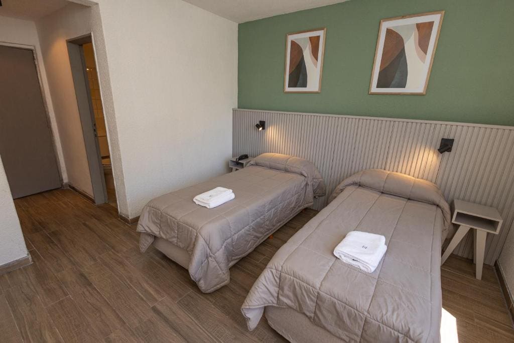 Double or Twin Room room - Image 1