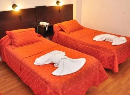 Twin Room room - Image 2