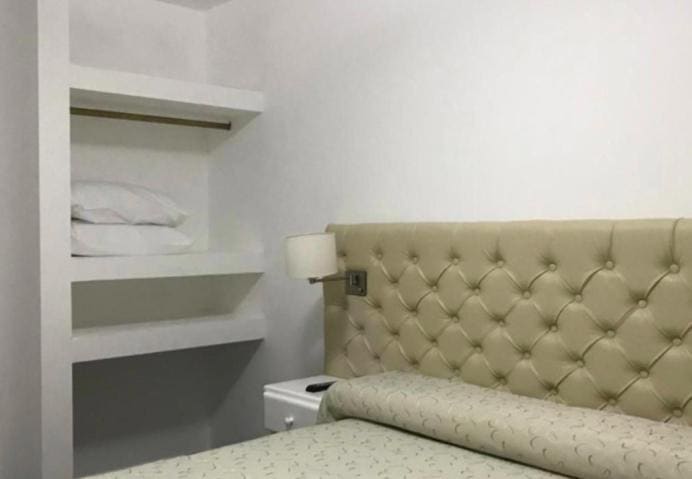 Quadruple Room with Private External Bathroom room - Image 3