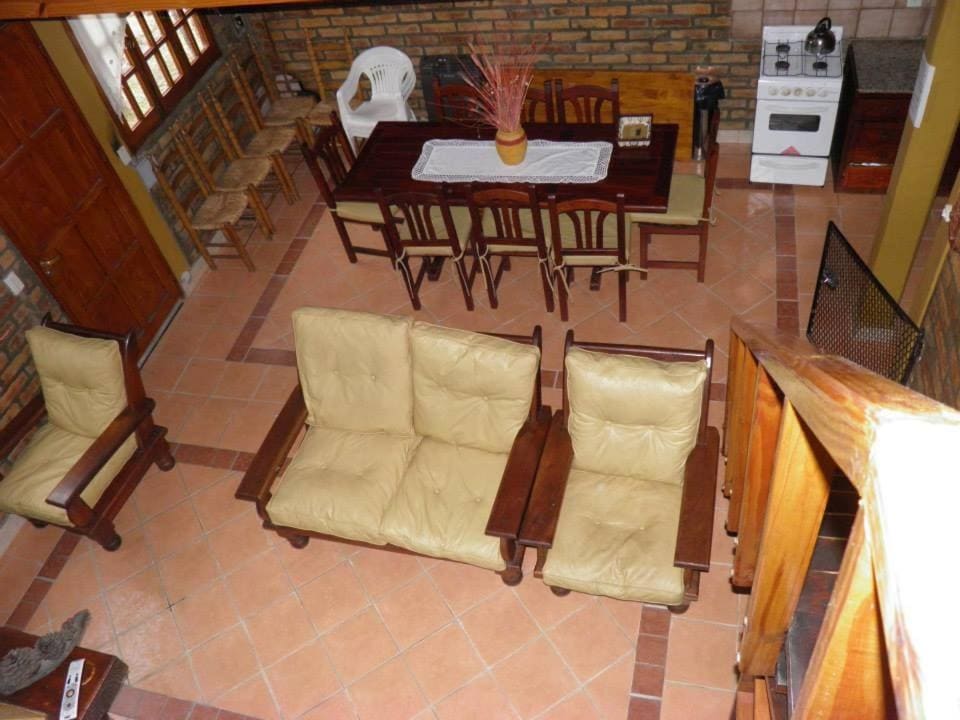 Bungalow room - Image 3
