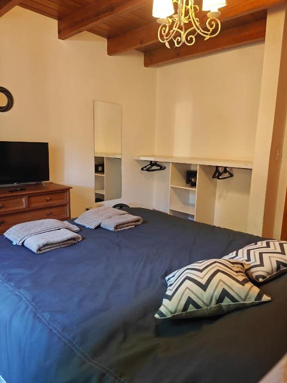 Three-Bedroom House room - Image 1