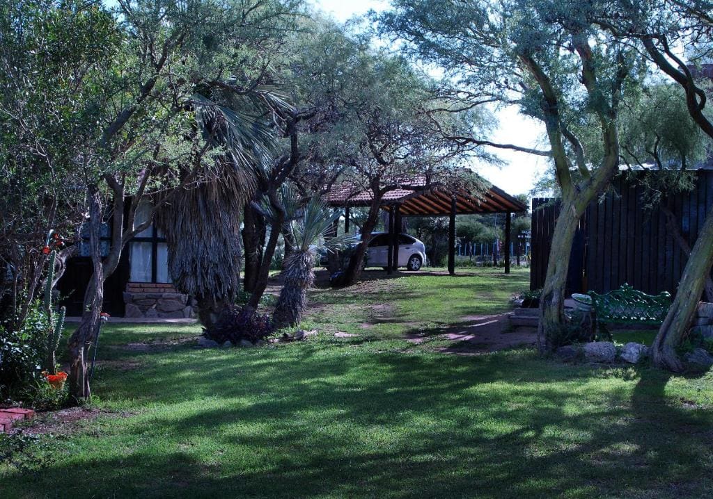 Bungalow with Garden View room - Image 3