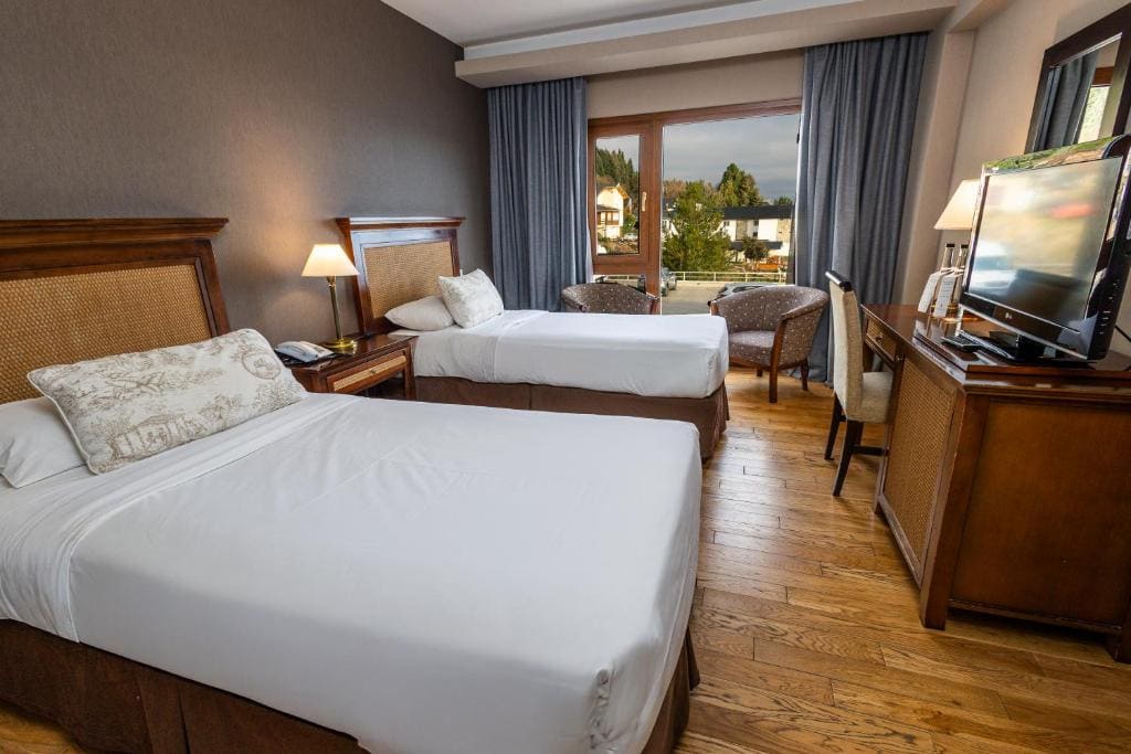 Standard Twin Room room - Image 1