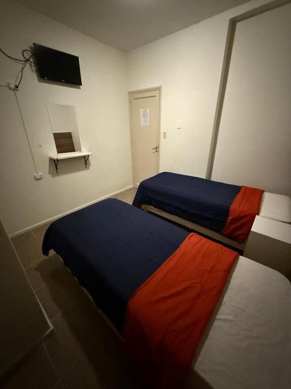 Quadruple Room room - Image 1