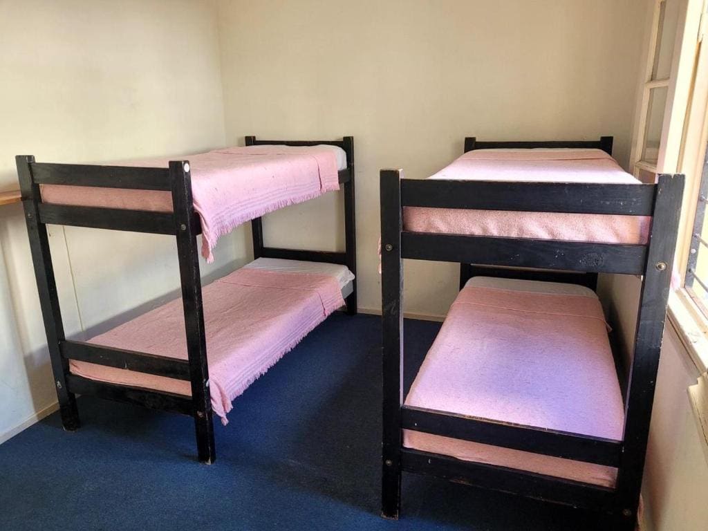 Triple Room with Private Bathroom room - Image 3