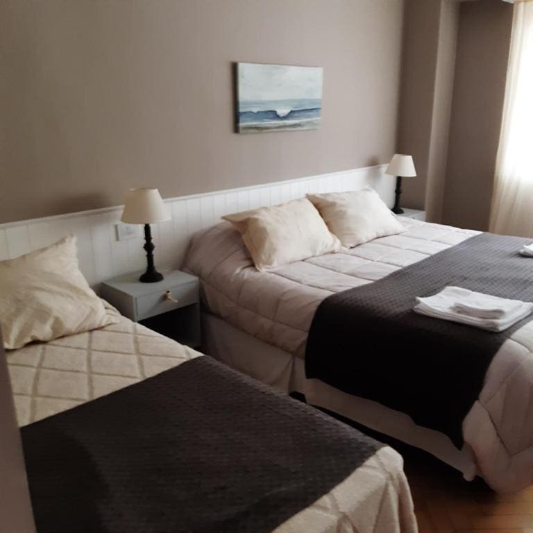 Triple Room with Private Bathroom room - Image 2