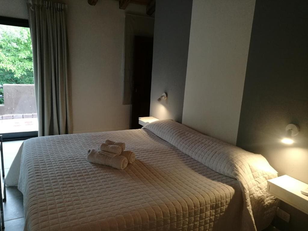 Comfort Triple Room with Shower room - Image 2