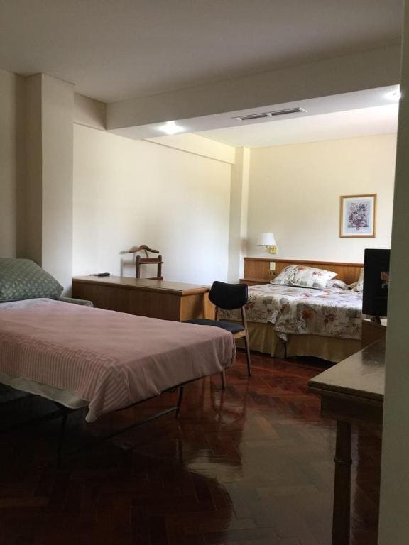 Superior Twin Room room - Image 2