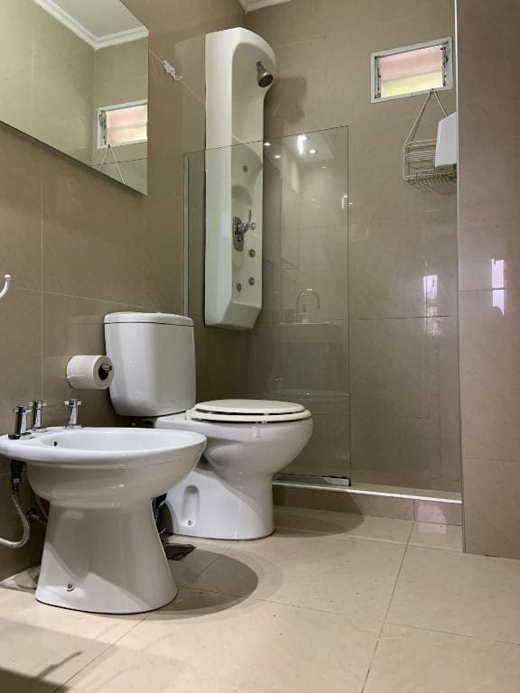 Double Room with Private Bathroom room - Image 1
